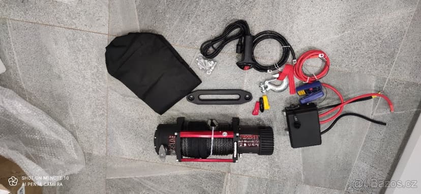 Prodám nový naviják 13500LBS 12V se syntetickým lanem