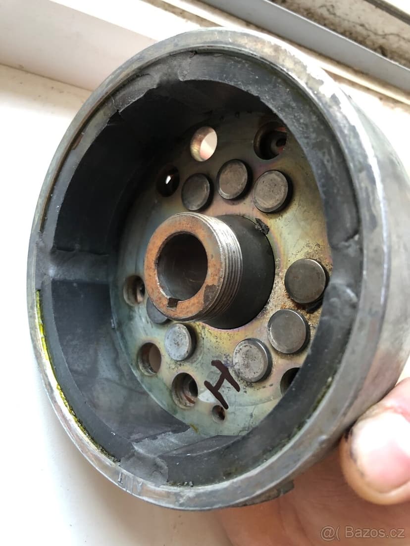 Opravuji magneta Cagiva  Husqvarna repas magneto