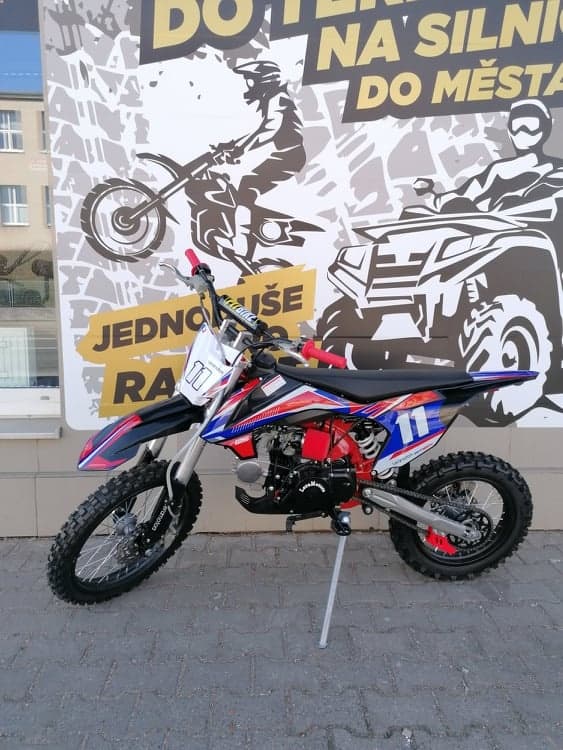 Pitbike Shark E-start 125ccm 17x14 červená