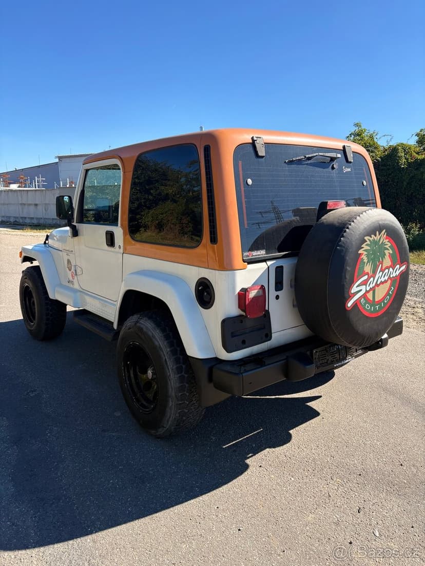 Jeep Wrangler 4.0 L6 manual