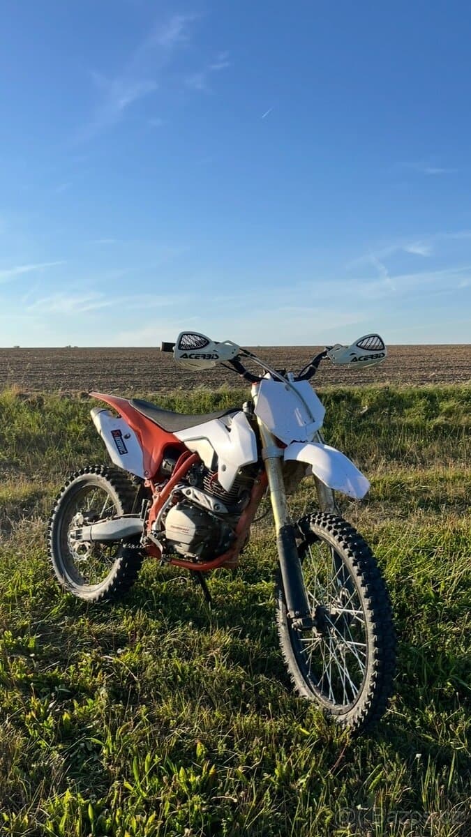 Minirocket 250 pit rock