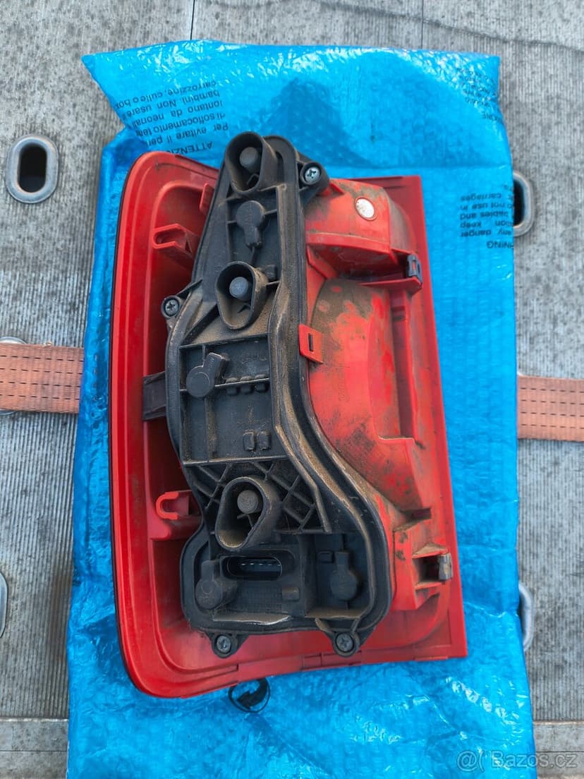 Zadní světla VW Amarok