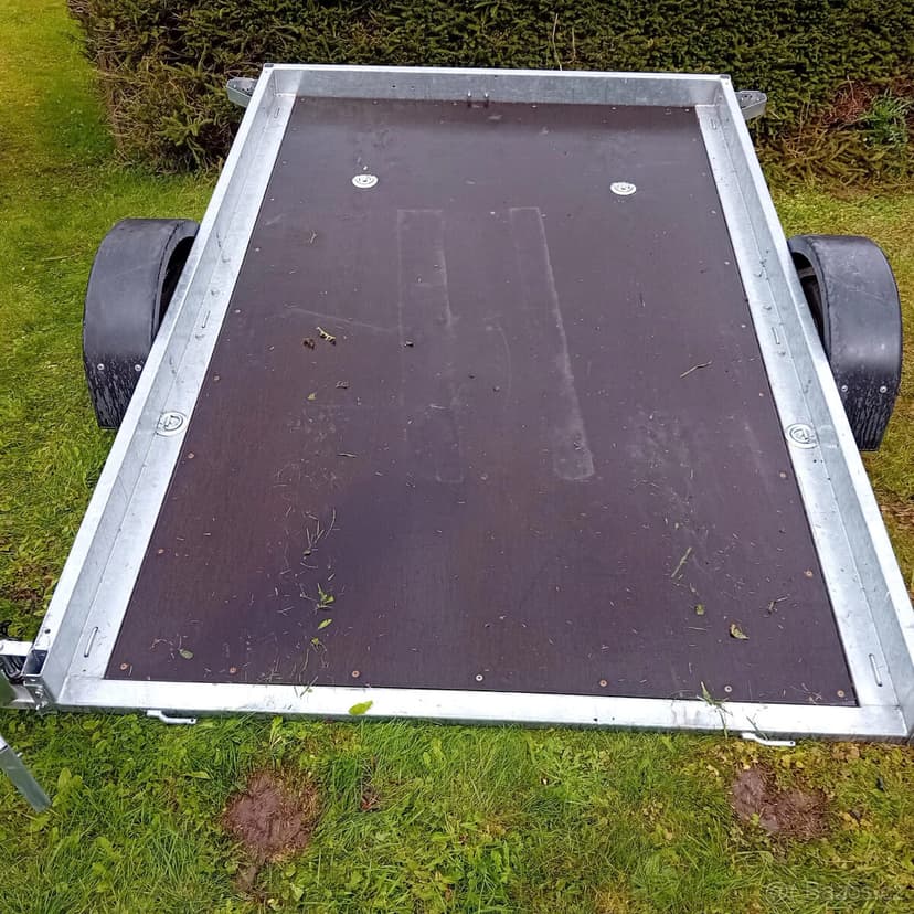 CF Moto i s vozíkem