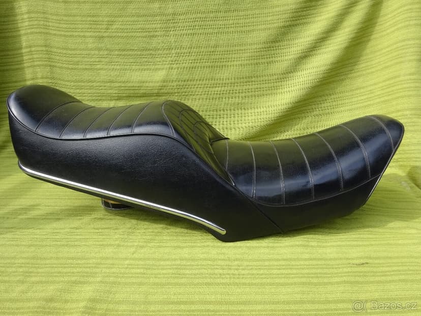 Kawasaki Z 440 LTD Belt Drive - originál sedlo