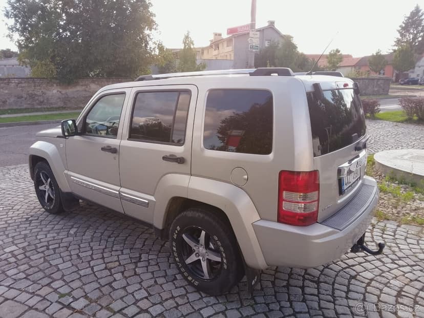 JEEP CHEROKEE KK 2,8CRD130kw ,rv5/2008,LIMITED,ČR,4X4,ALU,TZ