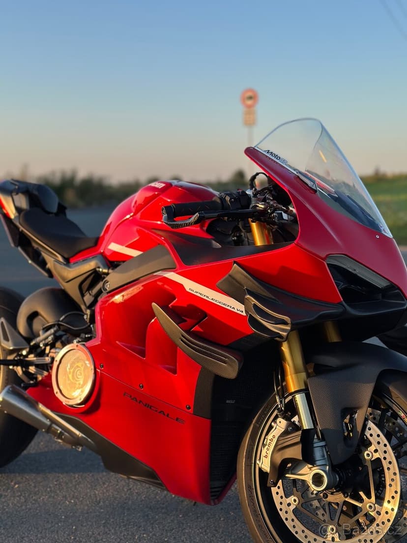 Ducati Panigale V4S