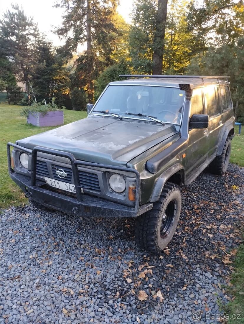 P: Nissan Patrol GR Y60 wagon, 2,8 TD