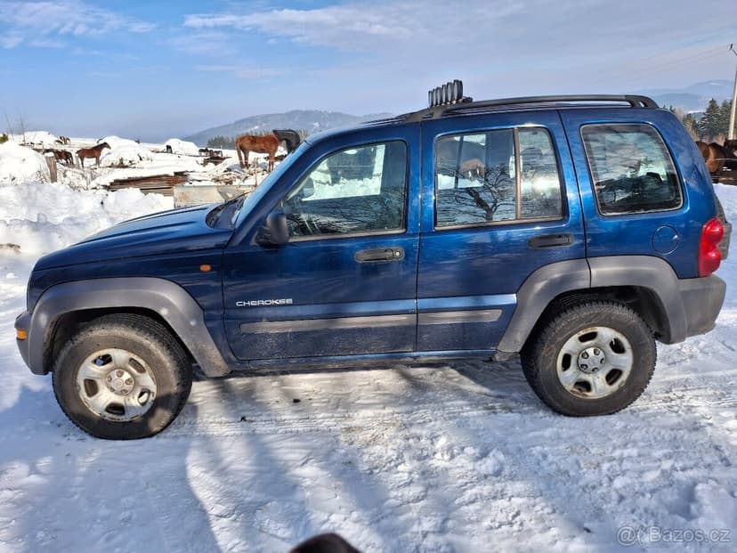 Prodám Jeep Cherokee 2.8 CRD (KJ) – Offroad úprava, TOP stav