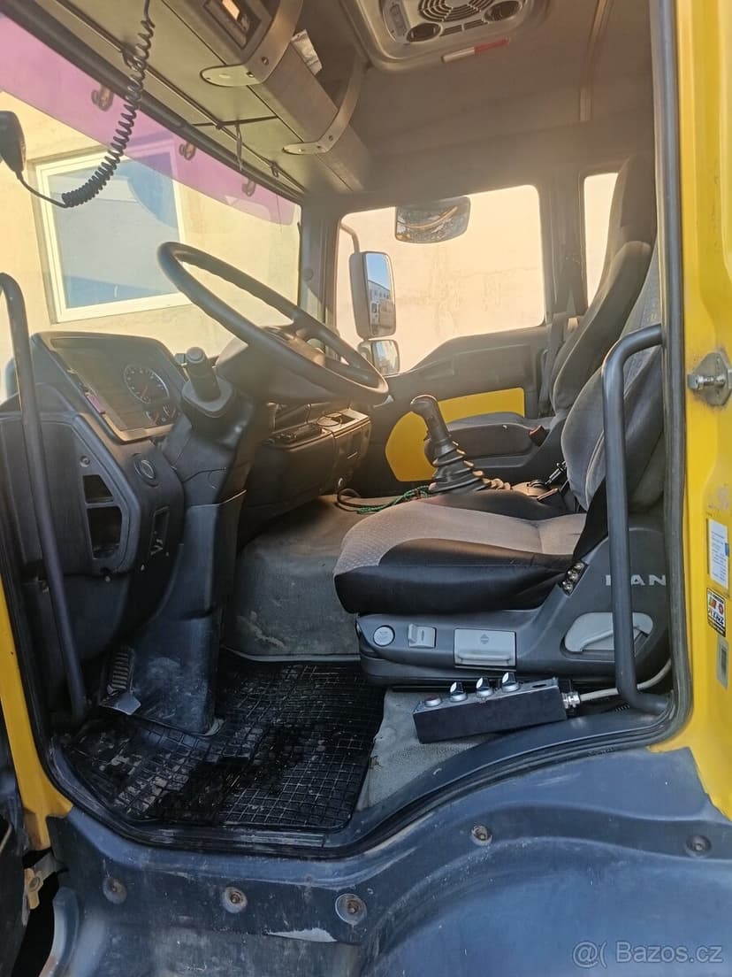 MAN TGA 410 2003 6x2 – Hákový nosič kontejnerů – Možn