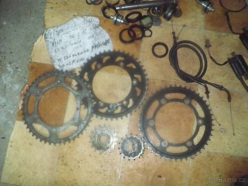 Yamaha FZR 1000/600 r. 90-94 náhradní díly