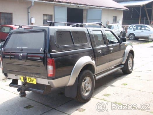Nissan Navara D 22 2,5 DI  2004 98KW