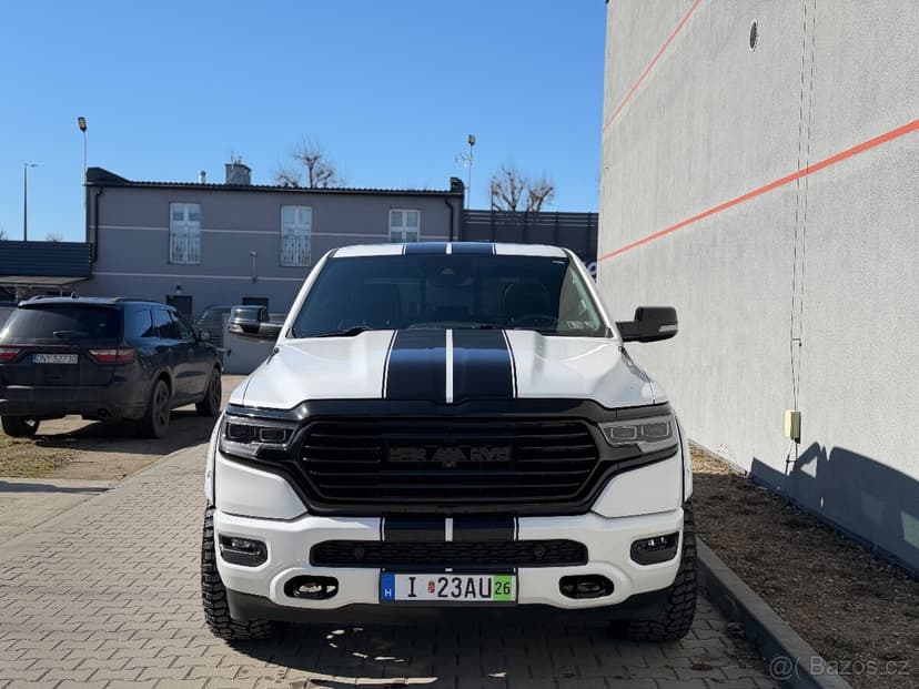 RAM 1500 LIMITED 5.7 HEMI 4x4 2020