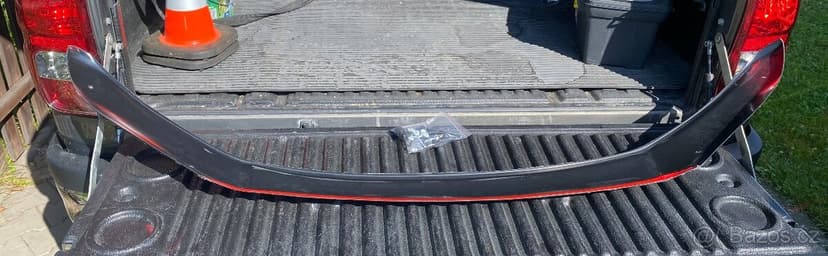 Deflektor kapoty - HILUX 2015-2019