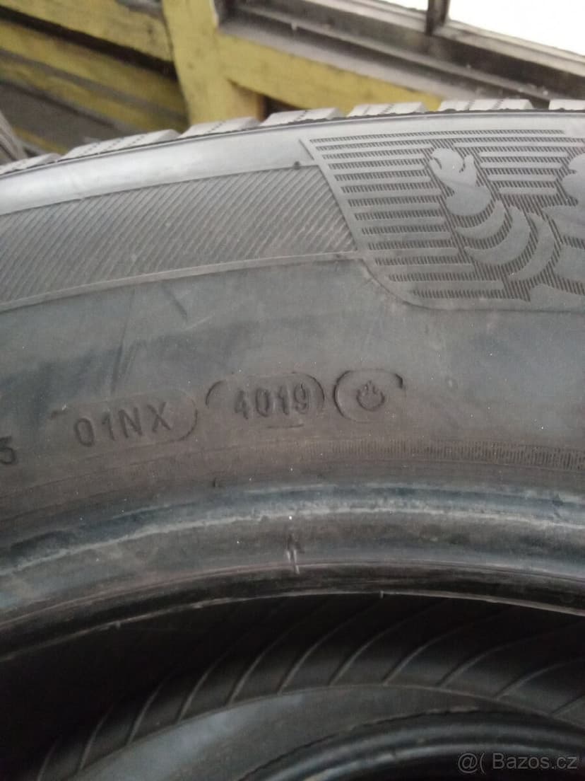 275/60 R20 Michelin Defender LTX - Zimní