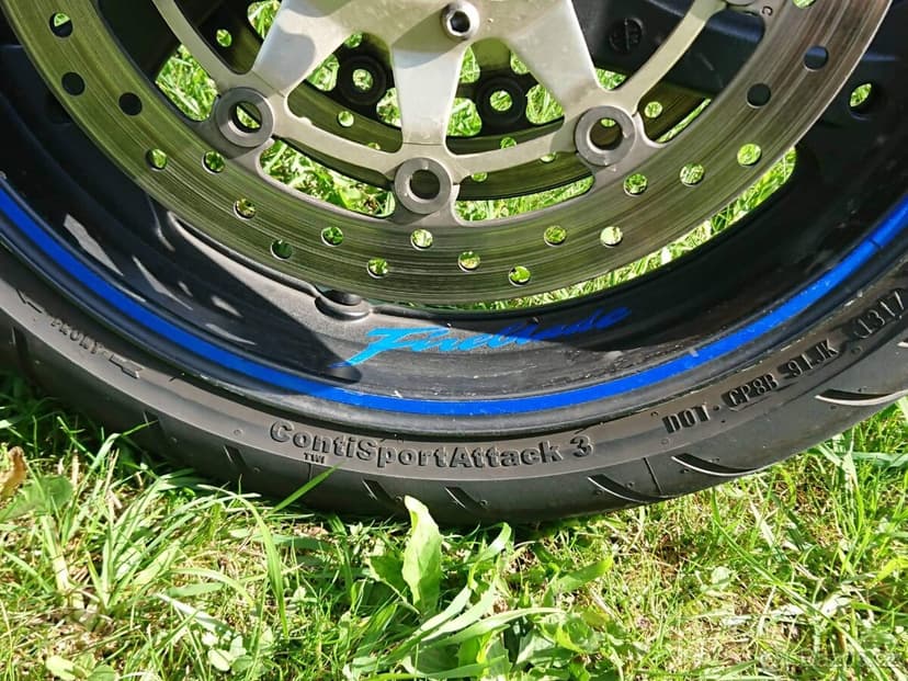 Prodám Honda CBR 1000 RR Fireblade – velmi dobrý stav