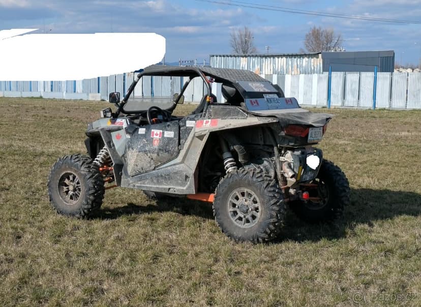Polaris RZR CP 1000 TURBO 4x4