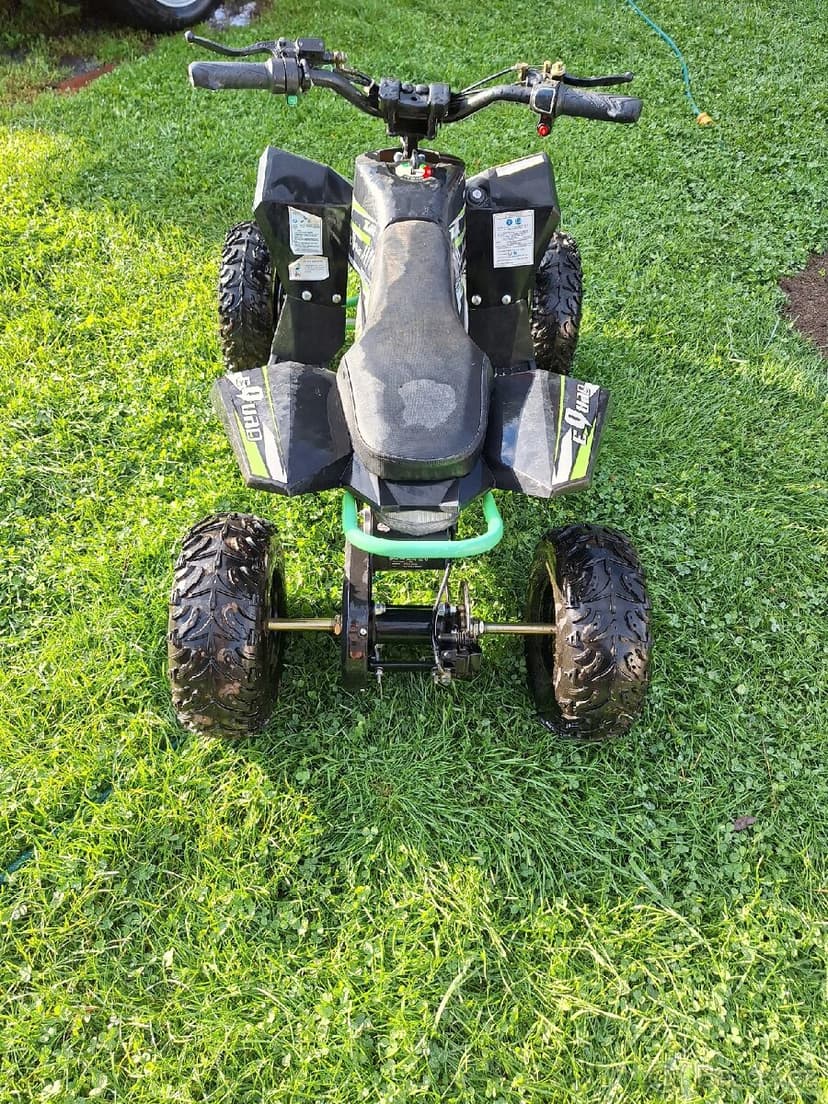 Elektrická čtyřkolka