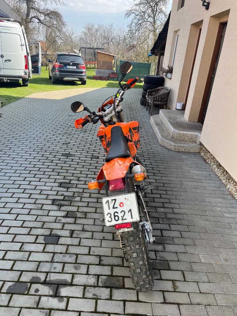 KTM 525