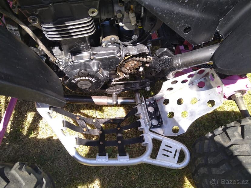 Čtyřkolka s motorem Kawasaki GPZ500