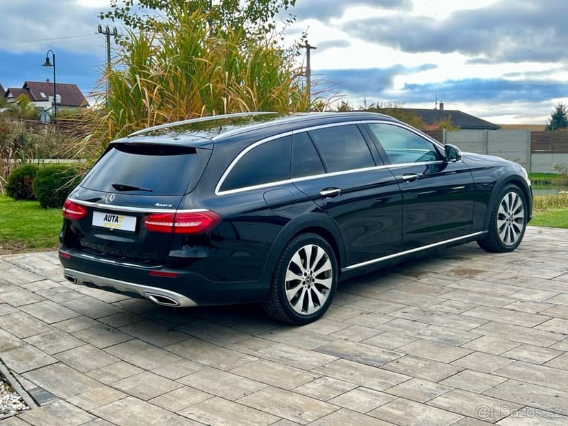Mercedes-Benz E220d 4MATIC All-Terrain – 360-DPH-ČR