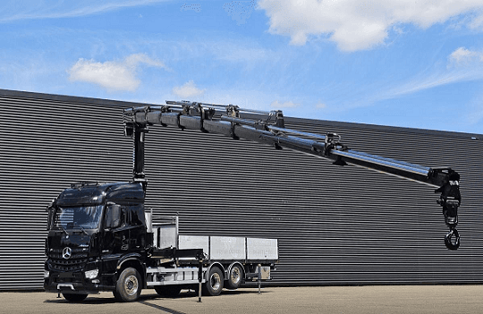 Mercedes-Benz Arocs 2545 6x2 - valník s hydraulickou rukou