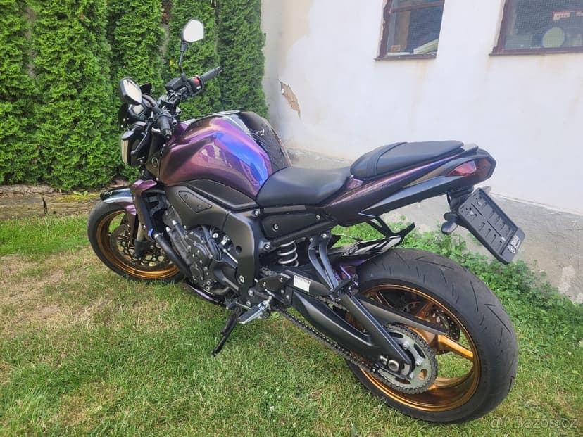 Yamaha FZ1 n Top stav 35000km 110kw rv 2007 + video