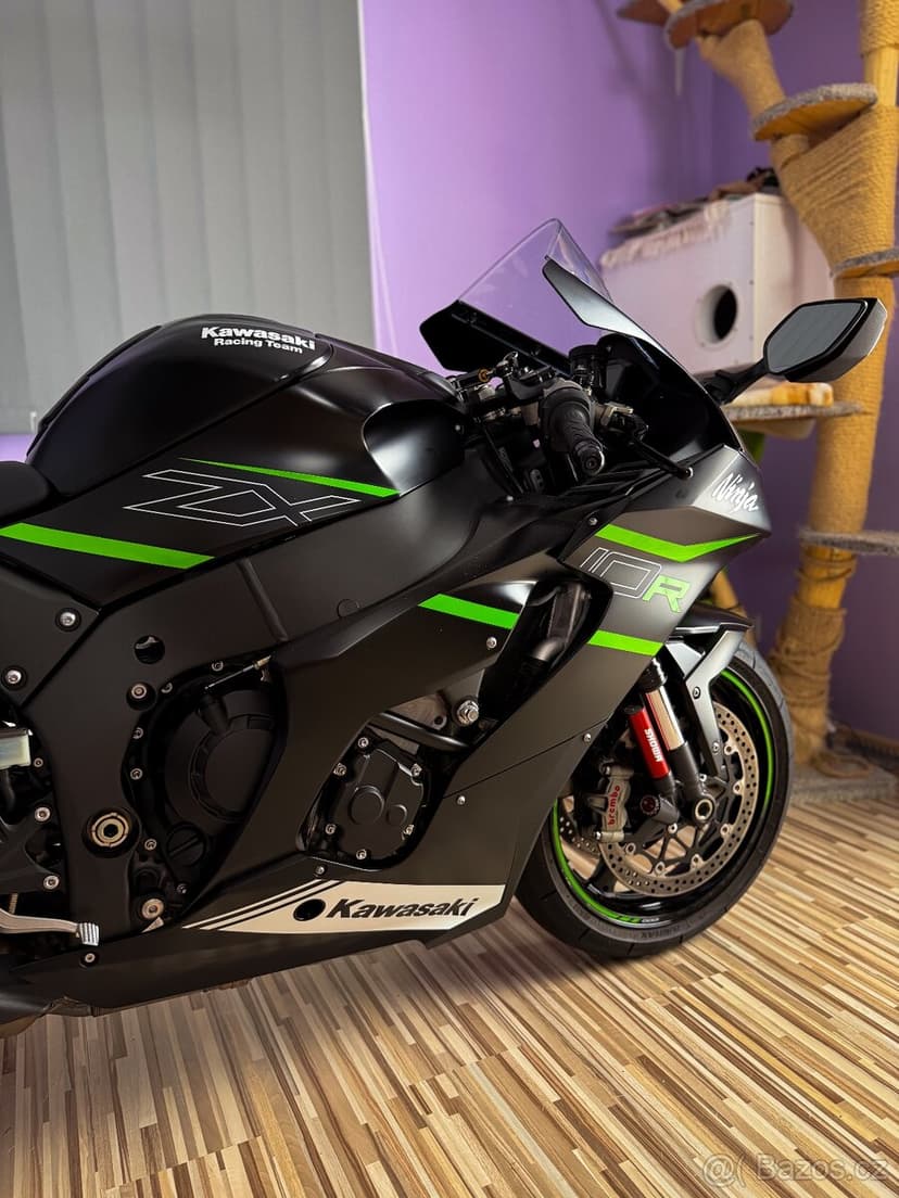 Kawasaki zx-10R 2022, 2600km nájezd TOP STAV