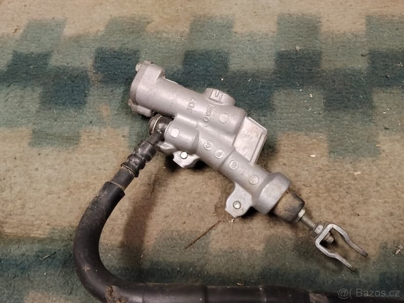 Prodám zadní brzdu na Yamaha YZF250