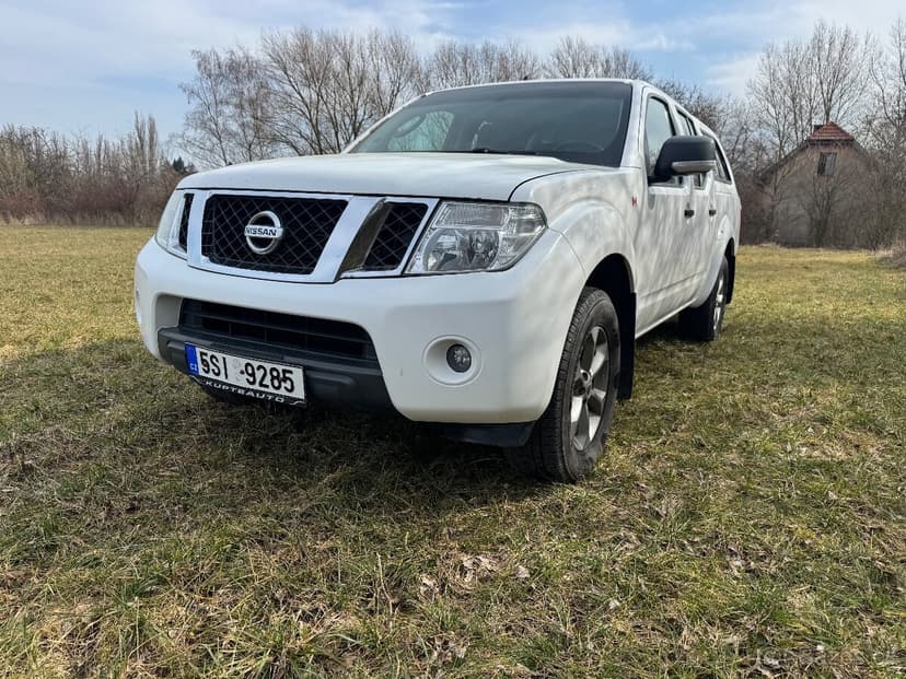 Nissan Navara D40,2015