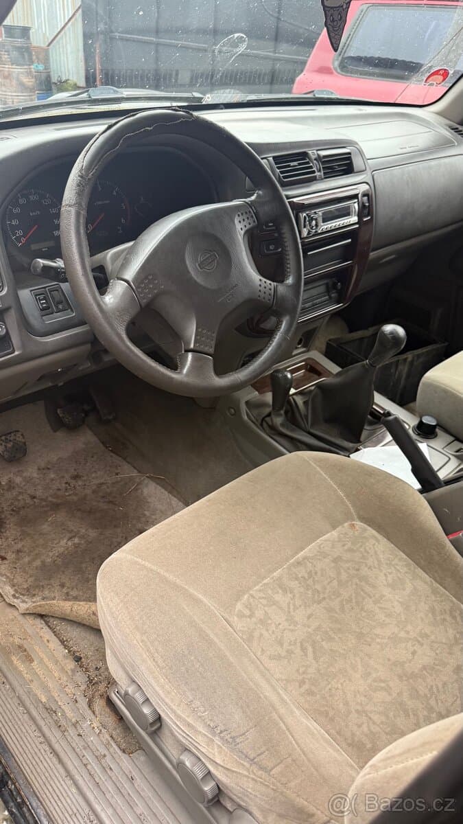 Nissan patrol y61 3.0di