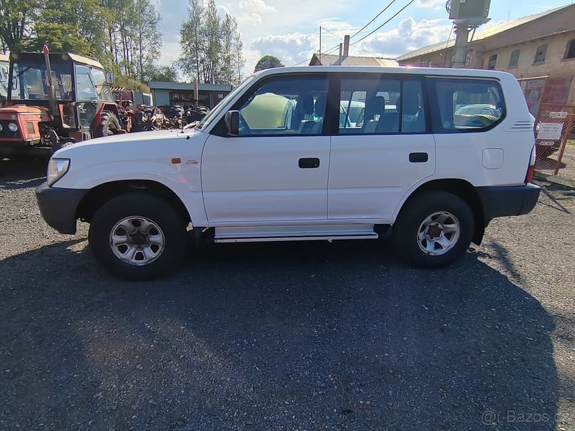 TOYOTA  Land Cruiser KDJ 95
