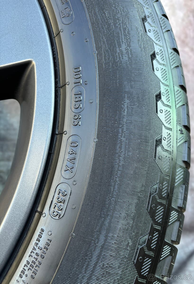 Originální Alu kola Land Rover Defender 255/60/20 TOP