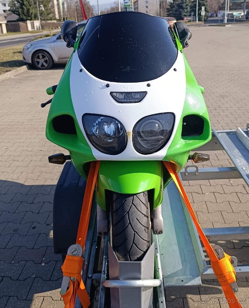 Kawasaki zx7r