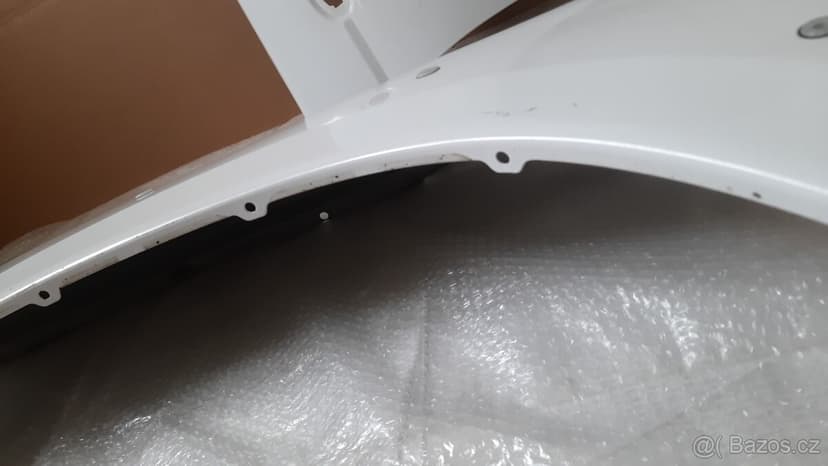 NISSAN NAVARA D22  –  BLATNÍKY PŘEDNÍ Di