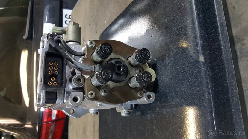 Nissan Navara D22  98kw  YD25