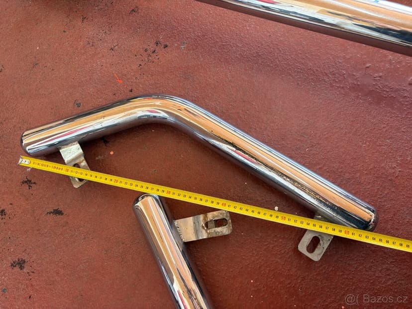 Univerzální boční nášlapy a zadní rámy NEREZOVÉ