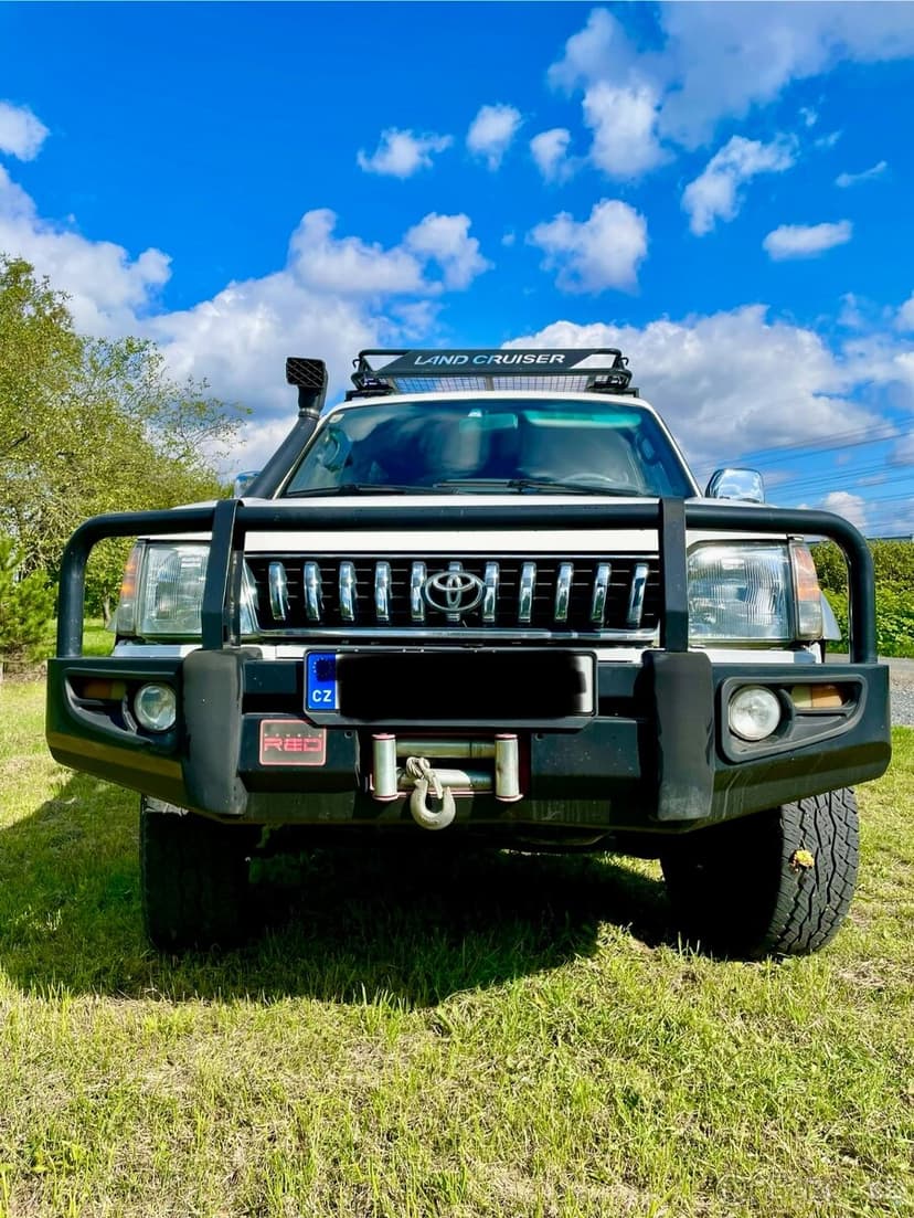 Toyota Land Cruiser KZJ 90