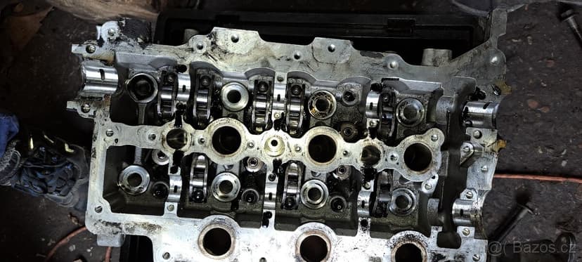 Hlava motoru jaguar land rover citroen 3.0 diesel