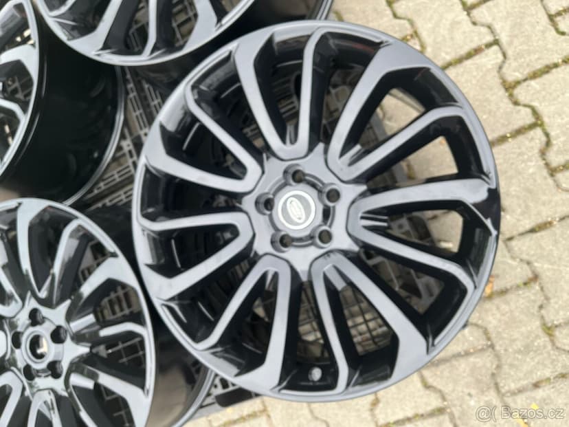 Land Rover Range Rover, kola 22", nové letní pneu