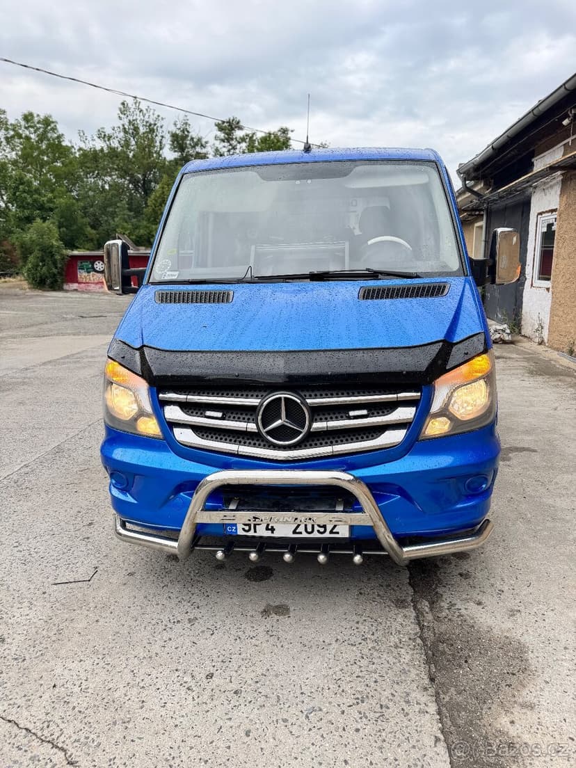 Prodám odtahový speciál Mercedes Sprinter na skupinu B s mot