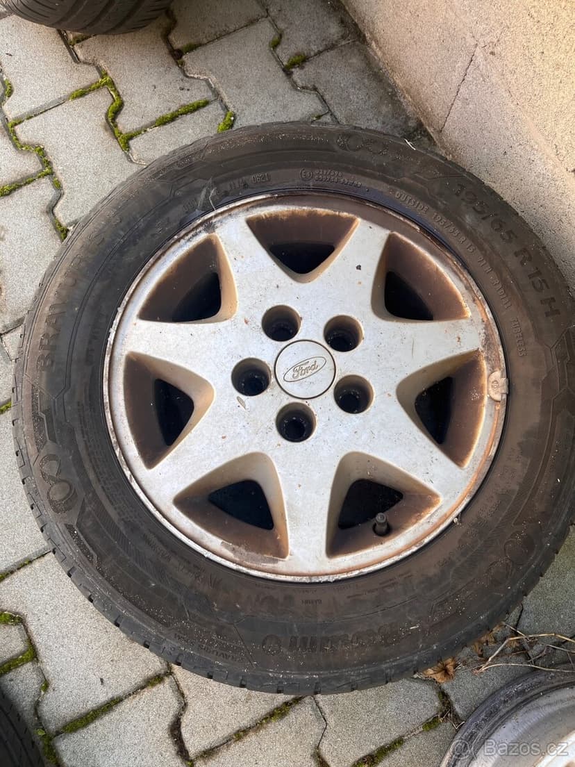Alu Ford Sierra R15 5x112 6J ET38 střed 63,3 mm