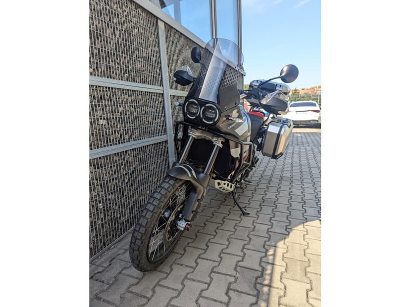 Ducati DesertX s cestovní výbavou sleva 150.000