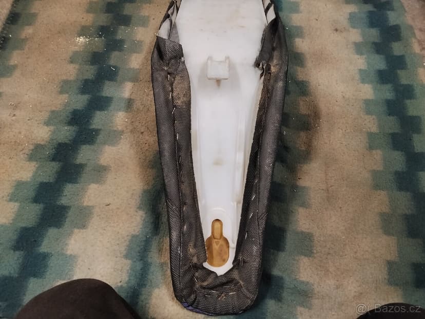 Prodám sedadlo Yamaha YZF250