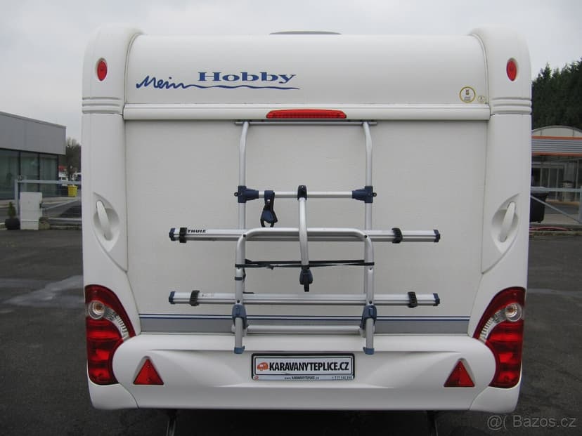 Prodám karavan Hobby 500 kmfe,r.v2009 + mover + markýza