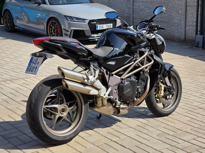 MV Agusta Brutale 990 R, původ ČR