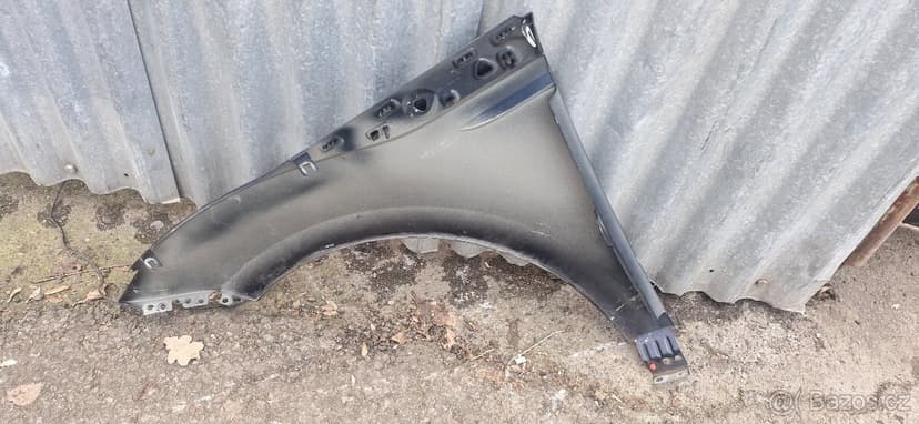 Pravy predni blatnik range rover evoque L551