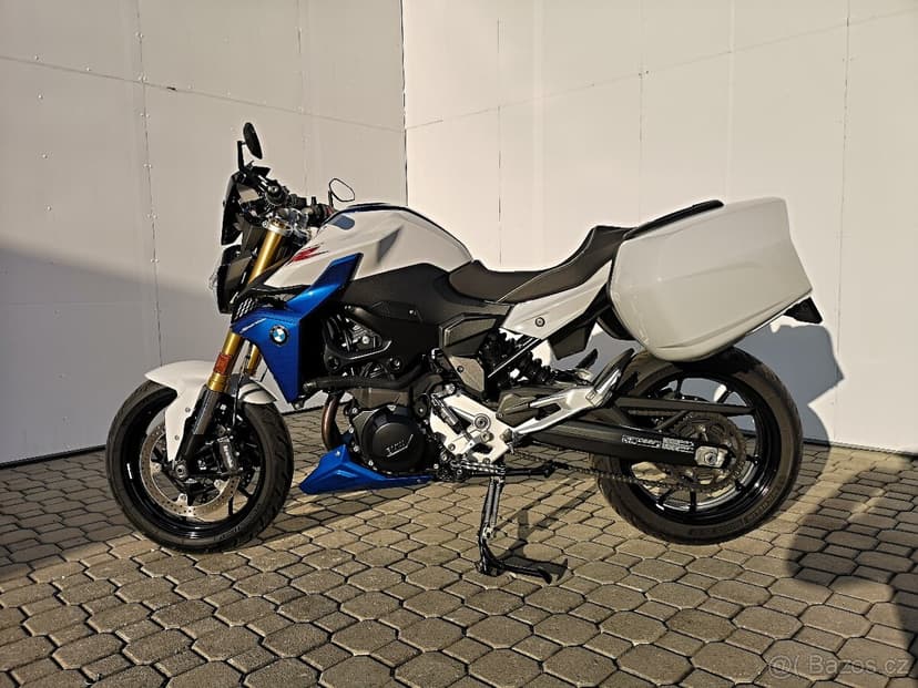 BMW F900R , r.v.03/2023, nové v ČR, najeto jen 10.682 km