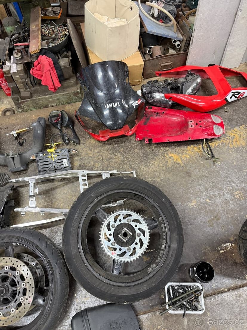 Yamaha R6 1998-2001 díly
