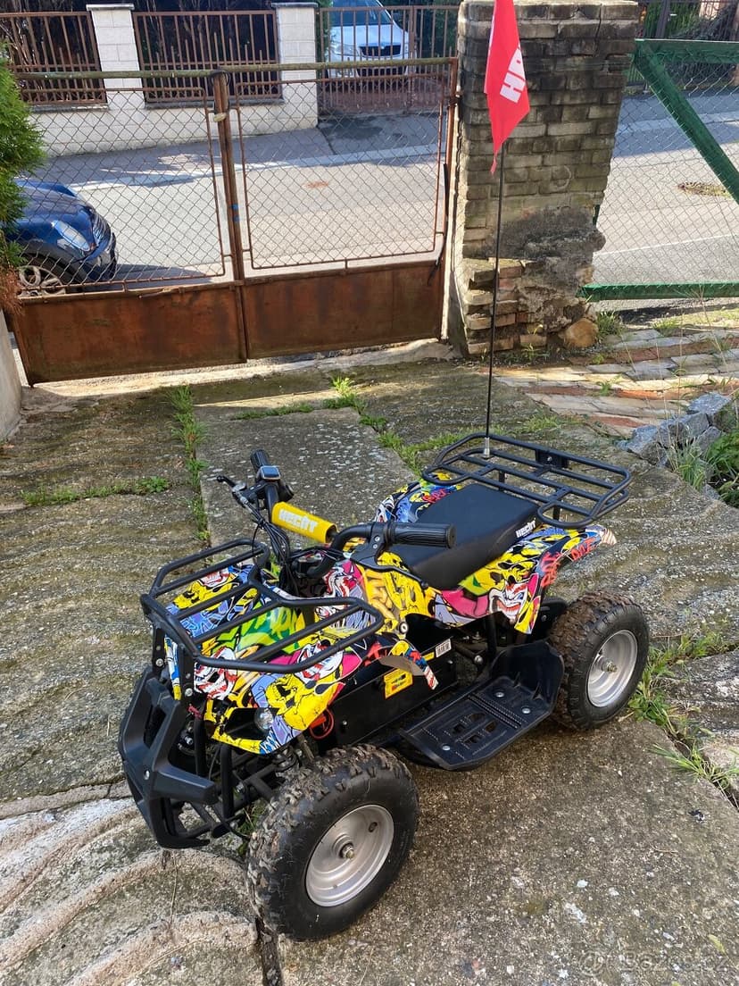 Dětská elektrická čtyřkolka Hecht