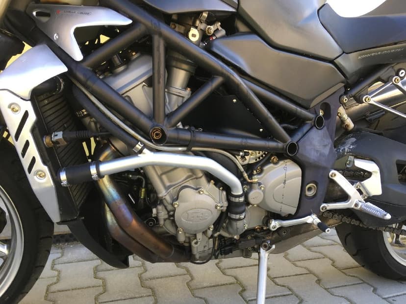 MV Agusta Brutale 750 rok 2003 29.000 KM